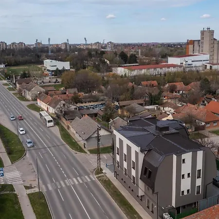 Garni Imperium 酒店 苏博蒂察