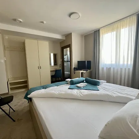 Garni Imperium 酒店 苏博蒂察